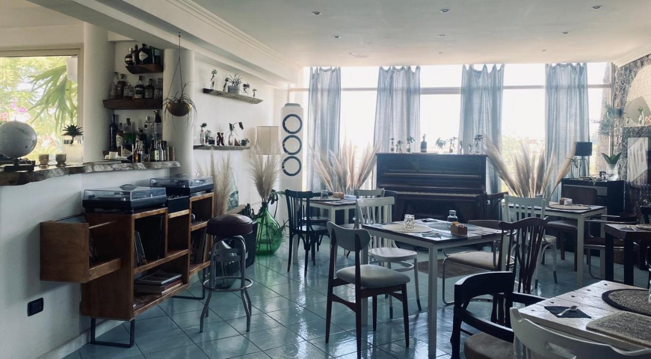 Black Market Hotel イスキア島 エクステリア 写真
