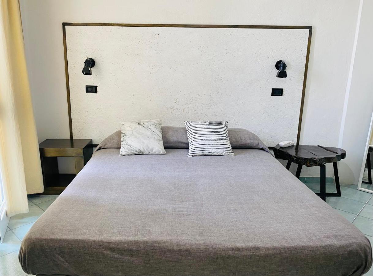 Black Market Hotel イスキア島 エクステリア 写真